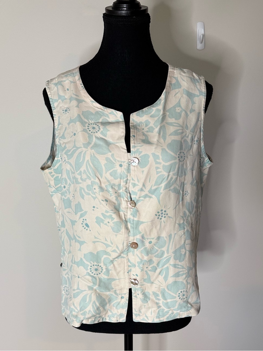 PINEAPPLE MOON Silk Button Down Top Sleeveless Tank Vest Cream Seafoam Large - Picture 2 of 8